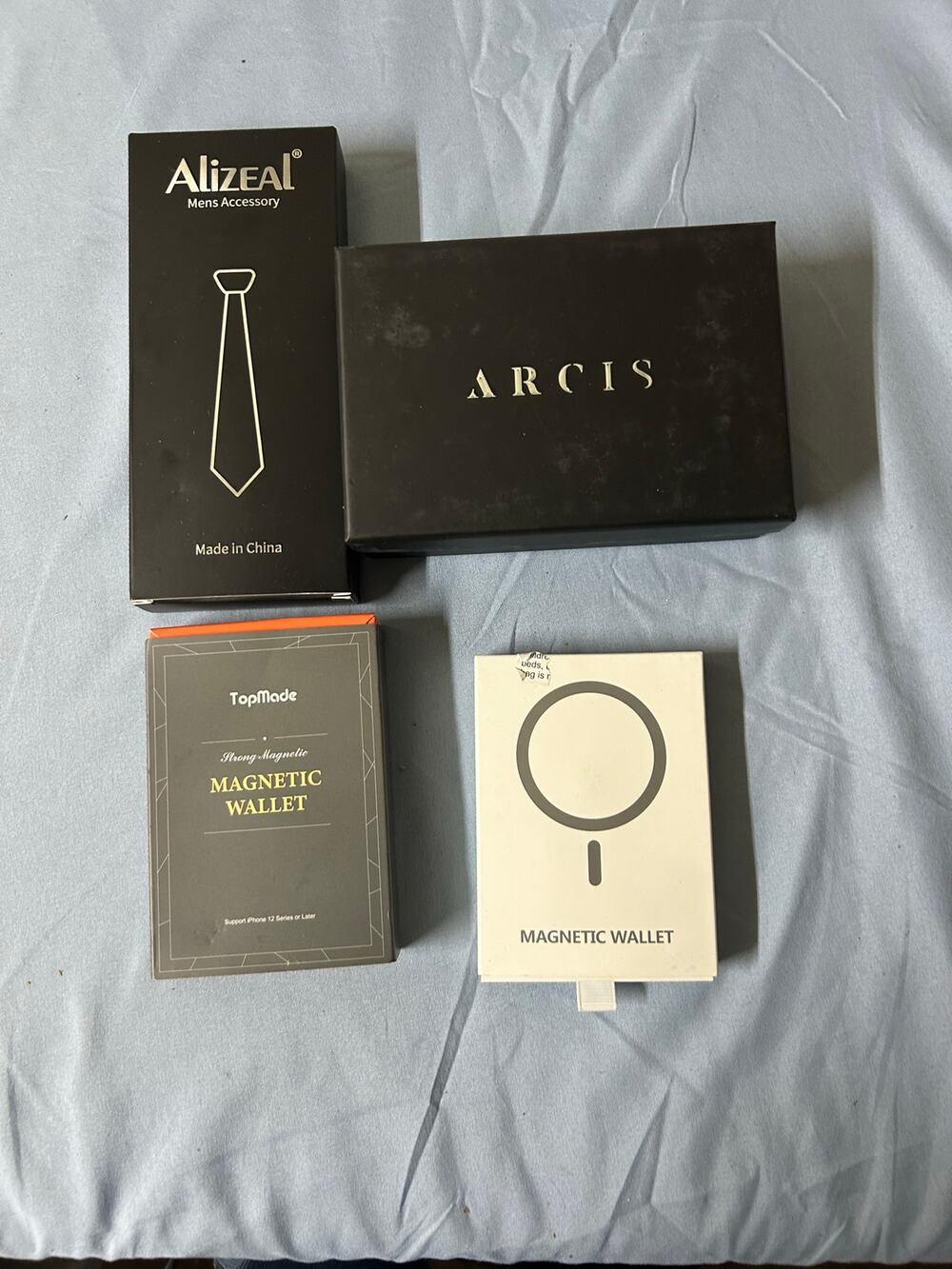 4pc Men's Accessory Lot ARCIS Leather Belt Alizeal Pink Tie 2 MagSafe Wallets